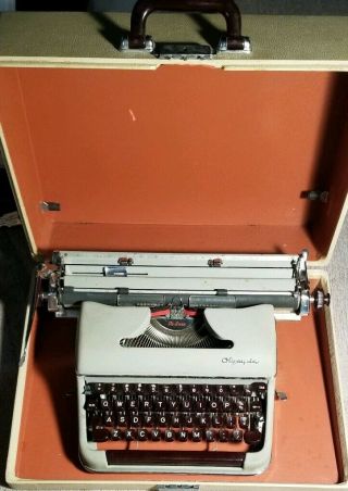 Olympia Werke Ag Wilhelmshaven De Luxe Typewriter West Germany 90 West Street Ny