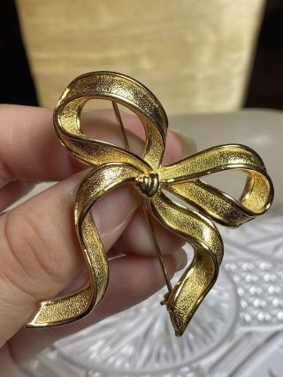 Vtg Christian Dior Signed Bow Pin Brooch Gold French Couture