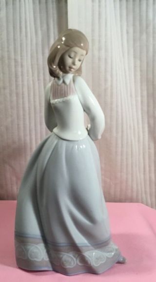 Vintage Lladro Porcelain Shy Lady With Flowers Behind Her Back 6754