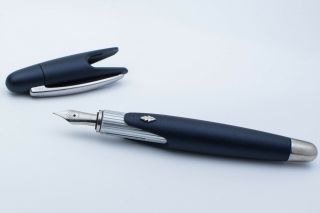 Stipula Speed Fountain Pen,  Blue - Plated.