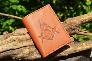 Masonic Tan Leather Tri - Fold Wallet - Rfid Protected - Square And Compasses