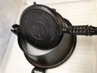 Griswold " American " No.  8 Vintage Cast Iron Waffle Maker 978a&977b May 1901