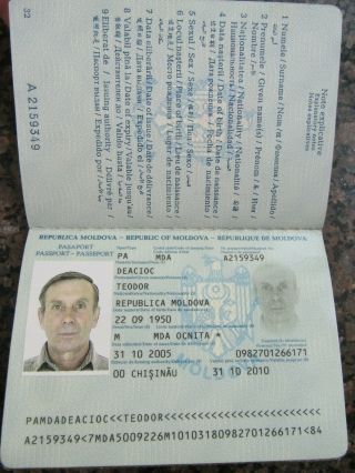 Moldawien Moldova Passport Reisepass Travel For Man =canseled=