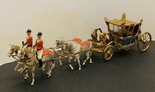 Retro Britains Historical Series Royals Coronation State Coach Majesty England