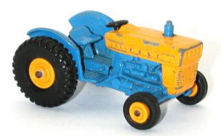 Matchbox Lesney No.  39 Ford Tractor Oc11943
