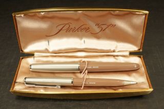 Parker 51 Aerometric Cocoa Fountain Pen & Pencil Set