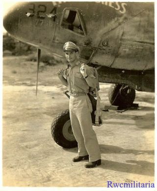 Org.  Photo: Us Pilot W/ Chute By F - 5 Recon Plane (p - 38 Variant) On Airfield