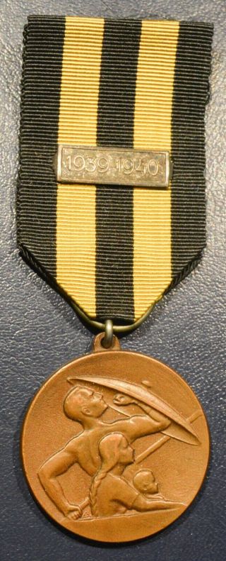 Finland 1939 - 1940 Winter War Civil Defence Medal 2nd Class (2)