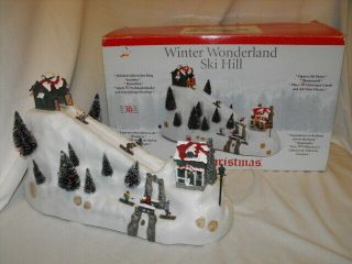 Mr Christmas Winter Wonderland Ski Hill Plays 30 Songs Lights Up Skiers