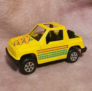 Vintage Tootsietoy Yellow Geo Tracker Diecast Metal/plastic Vehicle Toy Car