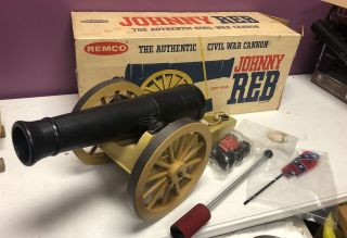 Remco Johnny Reb Authentic Civil War Cannon Oriinal Box Flag Balls And Plunger