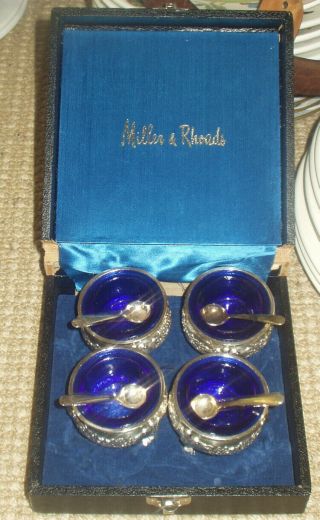Set Of Four Vintage Crystal Salt Cellars With 4 Spoons - Miller & Rhoads