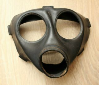 Ww2 Wwii Ww2 German Relic Gas Mask Bmw Rubber Face (from Kurland)