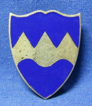 Wwii Sterling 414th Infantry Regiment Di Unit Crest Pin Great Shape
