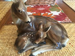 Lovely Doe And Fawn Deer Ceramic Or Porcelain Figurine Keramos Austria - Large