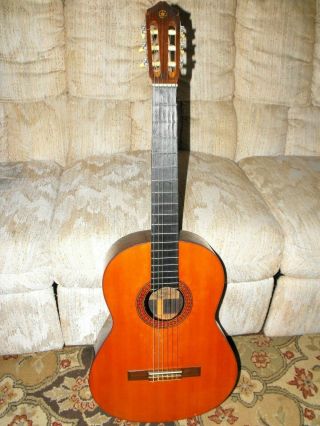 Yamaha G - 170A Vintage Classical Guitar Late 1960 ' s Nippon Gakki w/ Lockable Case 2