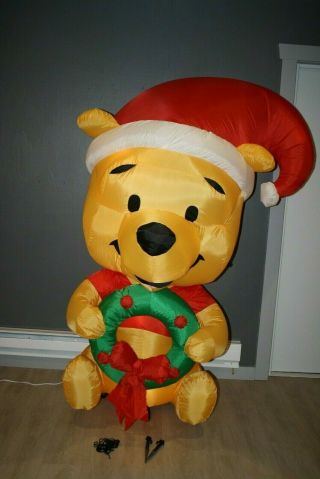 Gemmy Disney Winnie The Pooh Christmas Inflatable With Wreath 6ft Tall