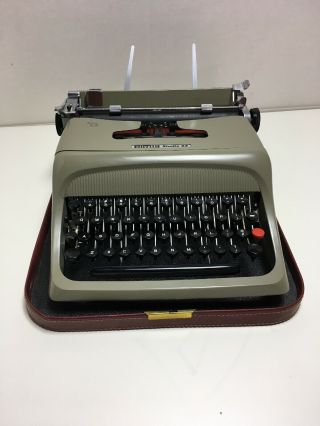 Vintage Olivetti Underwood Studio 44 Portable Typewriter W/ Case