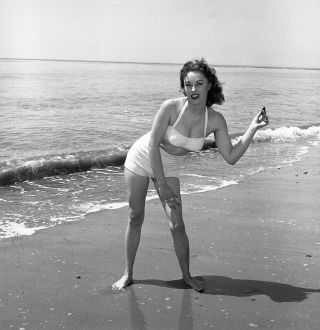 1960s Ron Vogel Negative,  Sexy Pin - Up Girl Donalda Jordan At Beach,  T244672