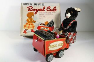 Royal Cub Walking Mama Bear,  Japan (s&e) Battery Operated Tin Toy Box Nmib