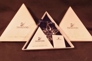2001 Swarovski Crystal Christmas Ornament Snowflake - Both Boxes & Cert.