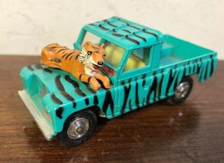 Vintage Corgi Toys Daktari Land Rover Gift Set W Tiger