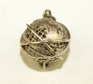 Vintage Sterling Silver 3 - D Round Charm Of 1964 - 1965 Ny World 