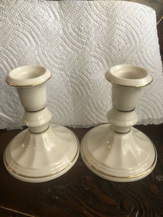 Set Of 2 Lenox Candlestick Candle Holders 24k Gold Trim 4.  5 " H,  Ivory Ribbed