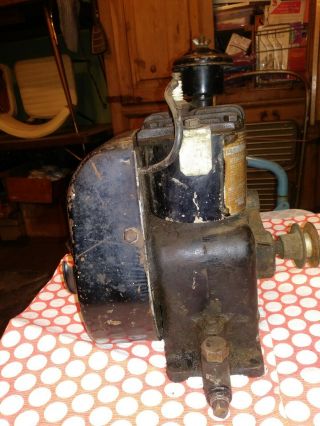 Vintage SEARS & ROEBUCK MODEL 5S Briggs Stratton Horizontal Gas Engine 2