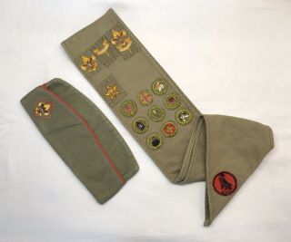 Vintage 1940’s Or 1950’s B.  S.  A.  Boy Scouts Sash W/ Merit & Rank Badges,  Hat