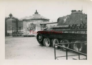 Wwii Photo - Captured German Panzerkampfwagen Panther V Tank - Paris,  France
