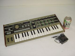 Vintage Korg Microkorg 37 Keys Analog Synthesizer Vocoder - For Repair Or Parts