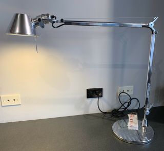Vintage Artemide Tolomeo Full Size Desk Lamp W/ Base Silver (at1021)