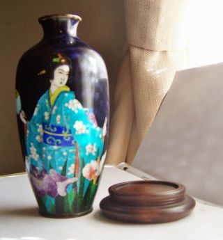 Antique Japanese Cloisonne Enamel Ginbari On Bronze Vase Geisha Girl In Flowers