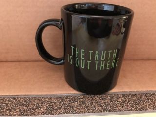 Vintage 1994 20th Century Fox X Files Coffee Mug " The Truth Is Out There "