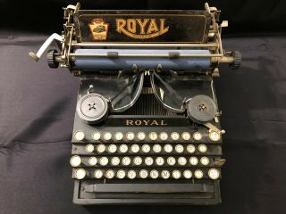 Vintage Royal Standard No.  5 Typewriter
