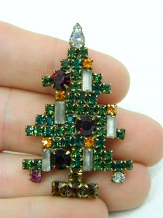 Vintage Weiss 5 Candle Rhinestone Christmas Tree 2.  75 " Pin Brooch