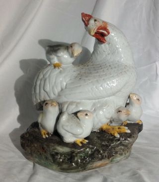 Rare Antique Chinese Famille Rose Porcelain Figure Of Hen & Chicks