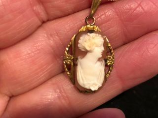 Art Deco Hand Carved Shell Cameo Necklace