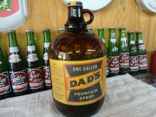 DAD ' S SODA FOUNTAIN SYRUP ROOT BEER PAPER LABEL GALLON JUG AMBER GLASS CHICAGO, 2