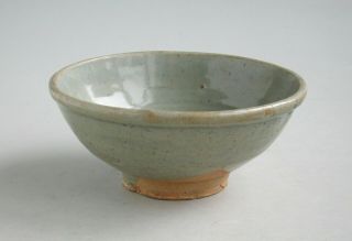 Chinese Song Or Yuan Dynasty Heavy Celadon Bowl (12th / 13th Century)