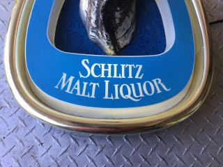 Vintage 1980 Schlitz Malt Liquor Beer 3D Lighted Sign Bull Head red Eyes 2