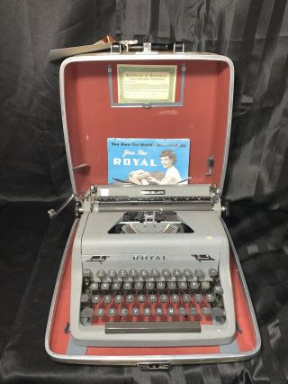Vintage 1950s Royal Quiet Deluxe Portable Typewriter W/ Case Orig Receipt