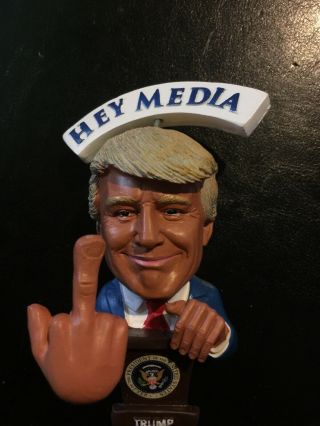 Trump Bobblehead Bobblefinger The Donald “hey Media” Office Home Desk Figure Vg