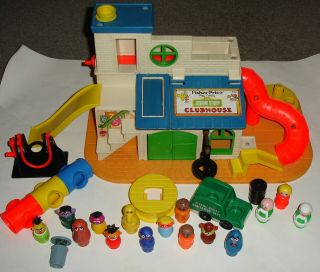 Vintage Fisher - Price Sesame Street Clubhouse 937 W/extras