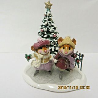 2004 Wee Forest Folk Miniature Ice Skating On Pond Christmas Tree Signed Wp