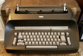 Vintage 1960’s Ibm Selectric Typewriter Compact Model 72 Black W/ 8 Typeballs