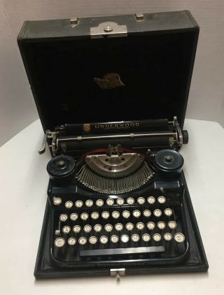 Vintage Underwood Portable Typewriter Standard Four Bank Keyboard