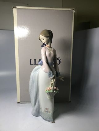 Vintage Lladro Porcelain Figurine " Basket Of Love " 7622 W/ Box
