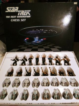Chess Set - Star Trek The Next Generation Chess Set 1999 Complete Set